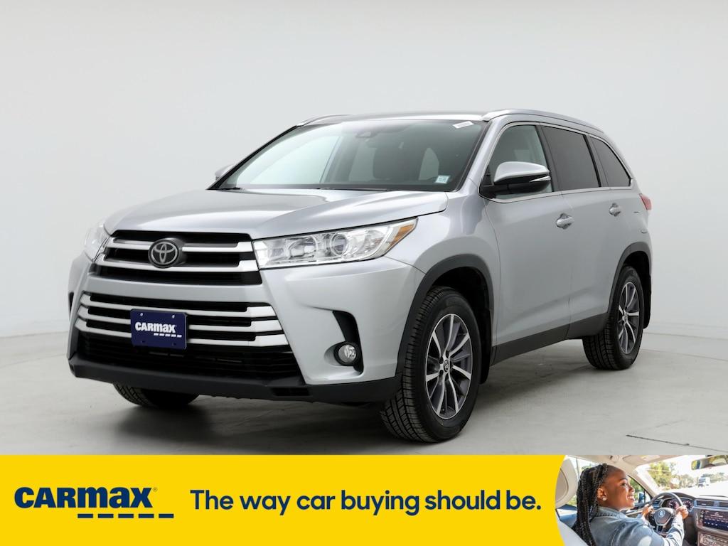 used 2019 Toyota Highlander car, priced at $26,998