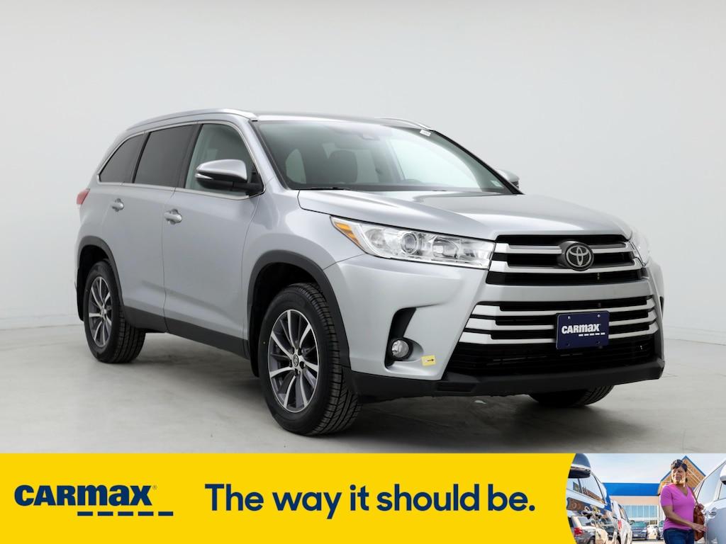 used 2019 Toyota Highlander car, priced at $26,998