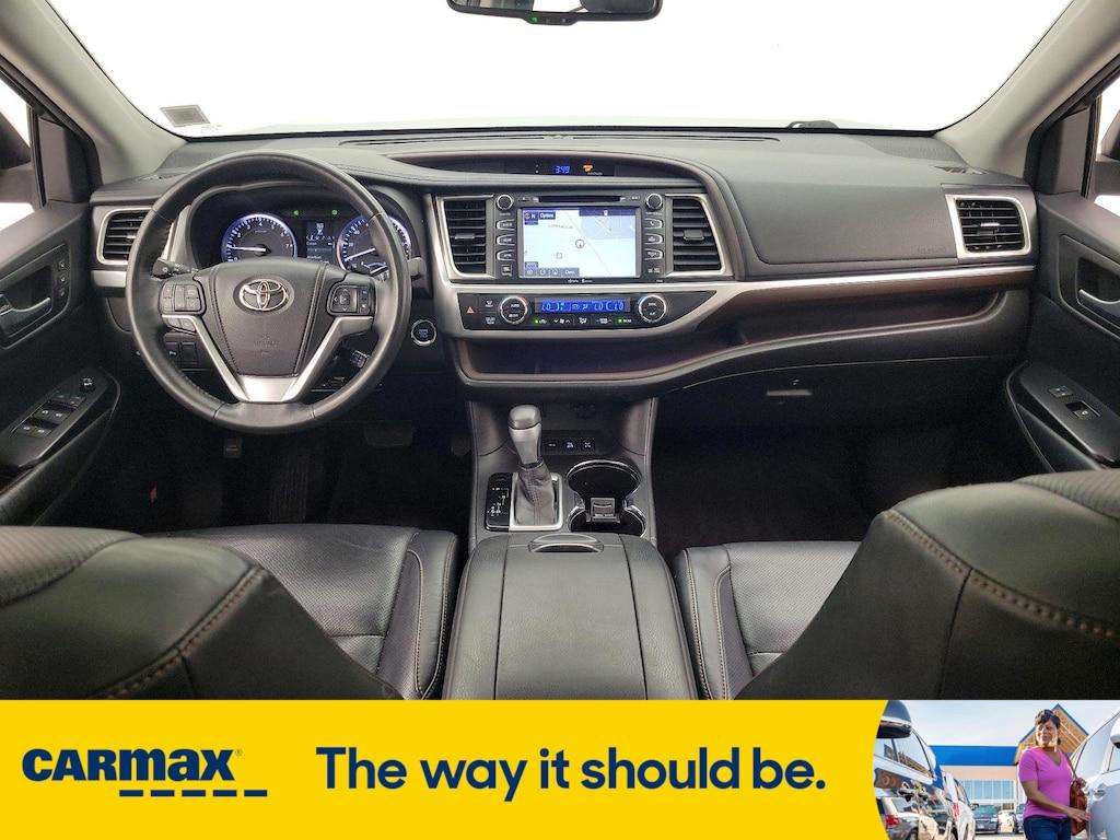 used 2014 Toyota Highlander car, priced at $19,998