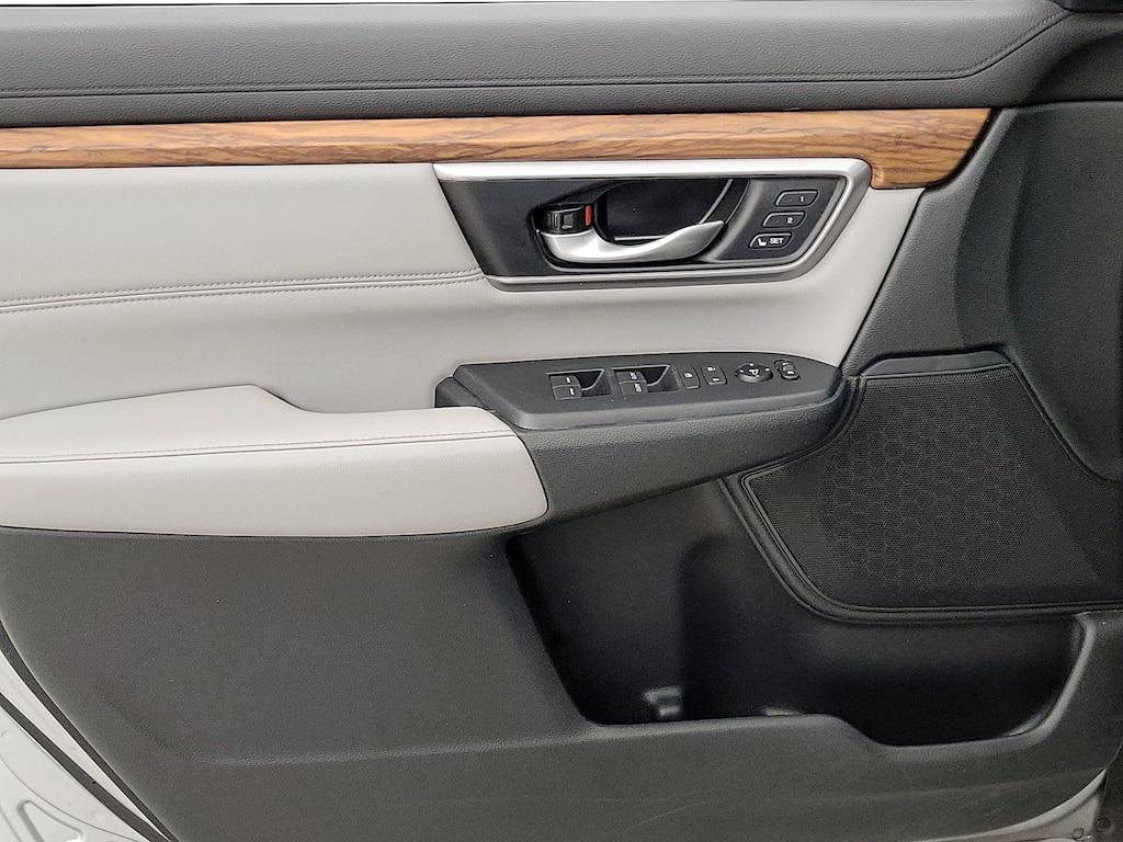 used 2020 Honda CR-V car, priced at $27,998