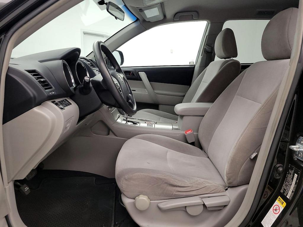 used 2013 Toyota Highlander car, priced at $15,998