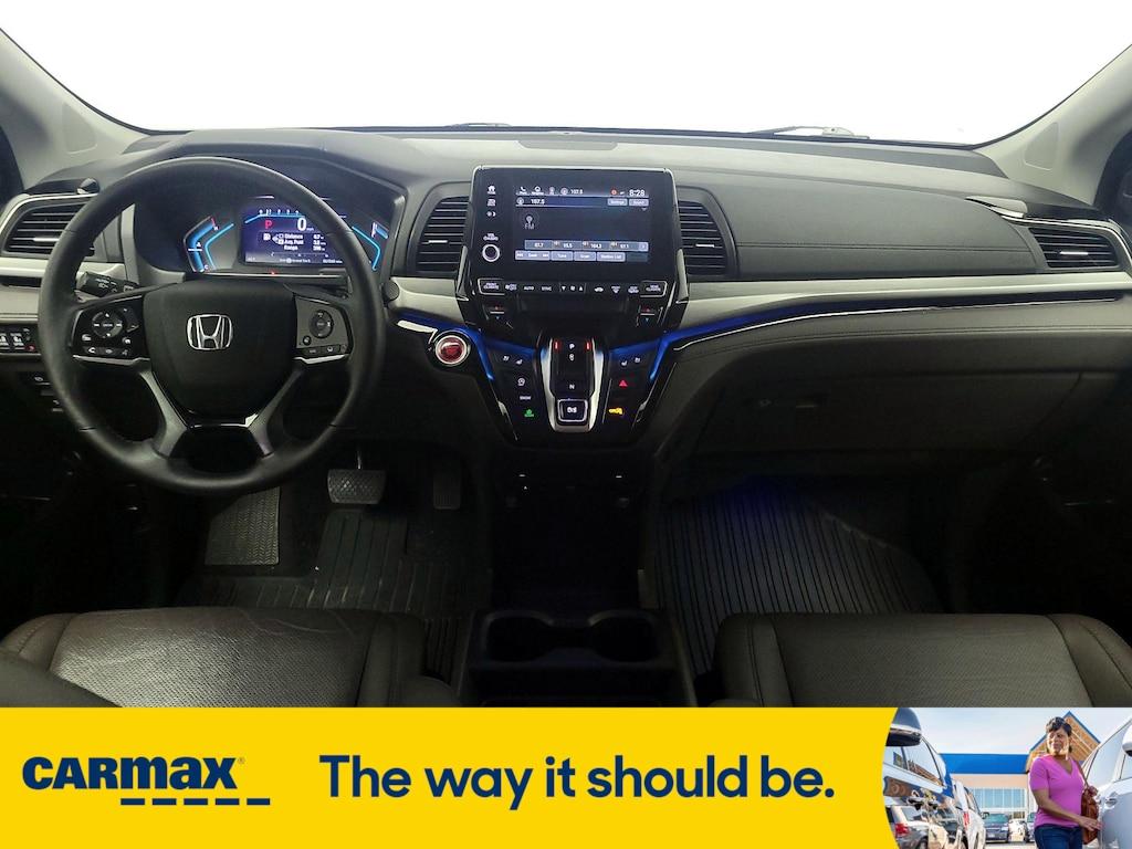 used 2018 Honda Odyssey car, priced at $29,998