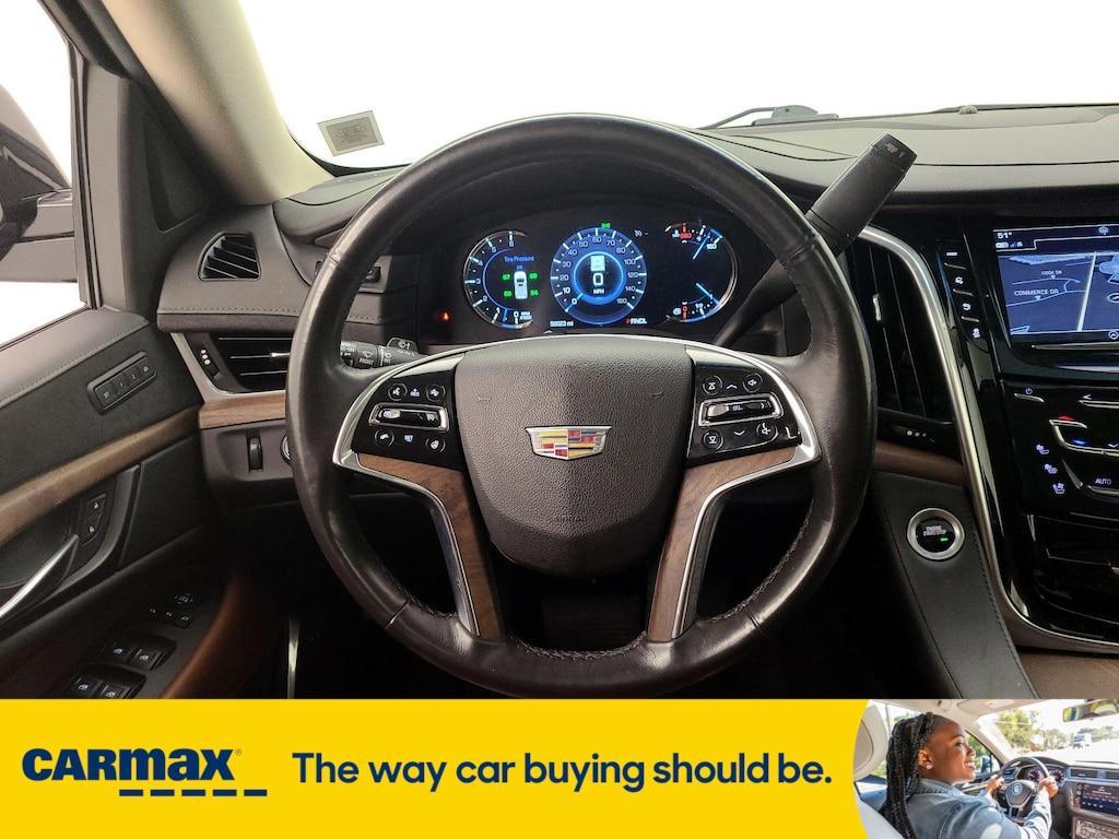 used 2020 Cadillac Escalade car, priced at $51,998