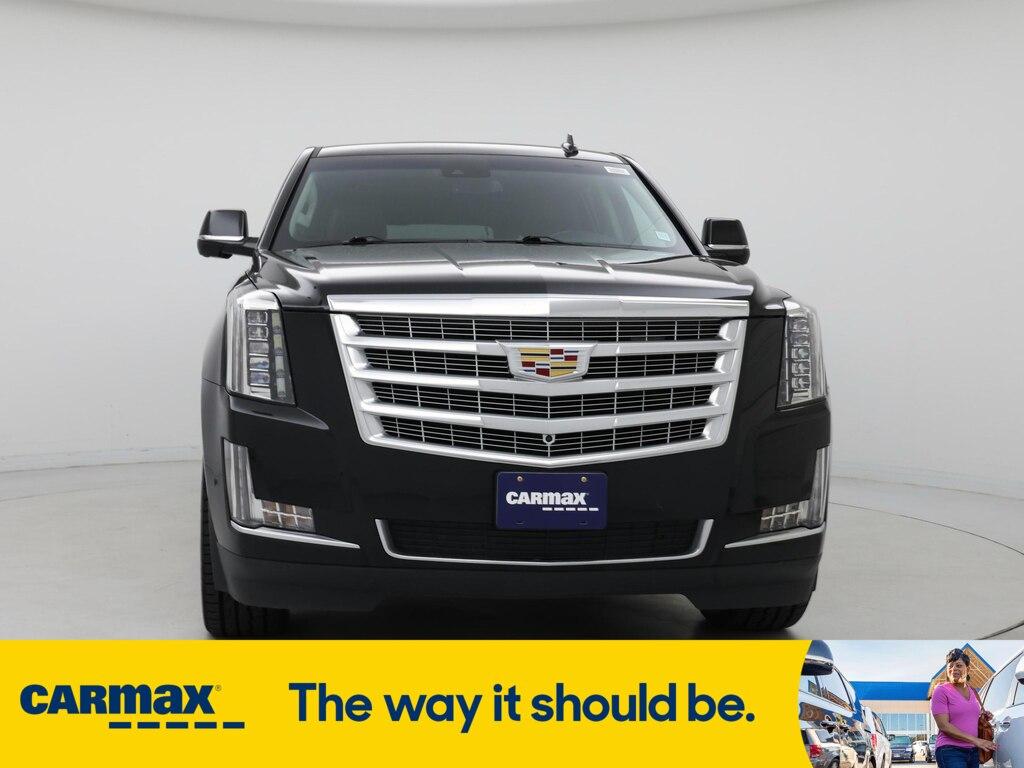 used 2020 Cadillac Escalade car, priced at $51,998