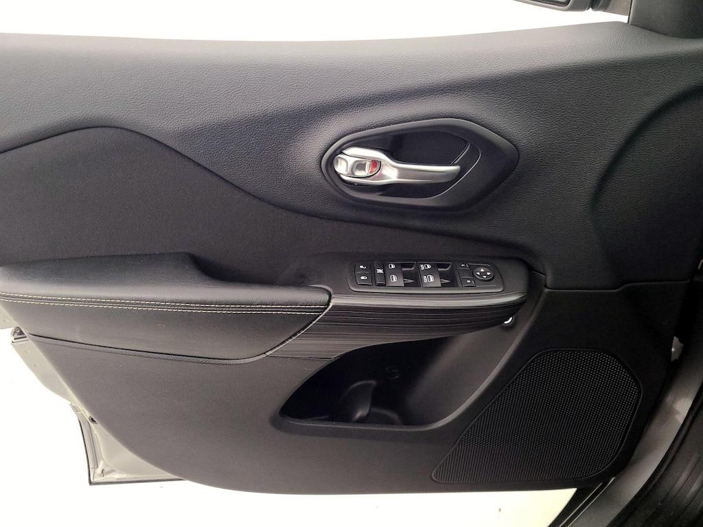 used 2015 Jeep Cherokee car, priced at $14,998