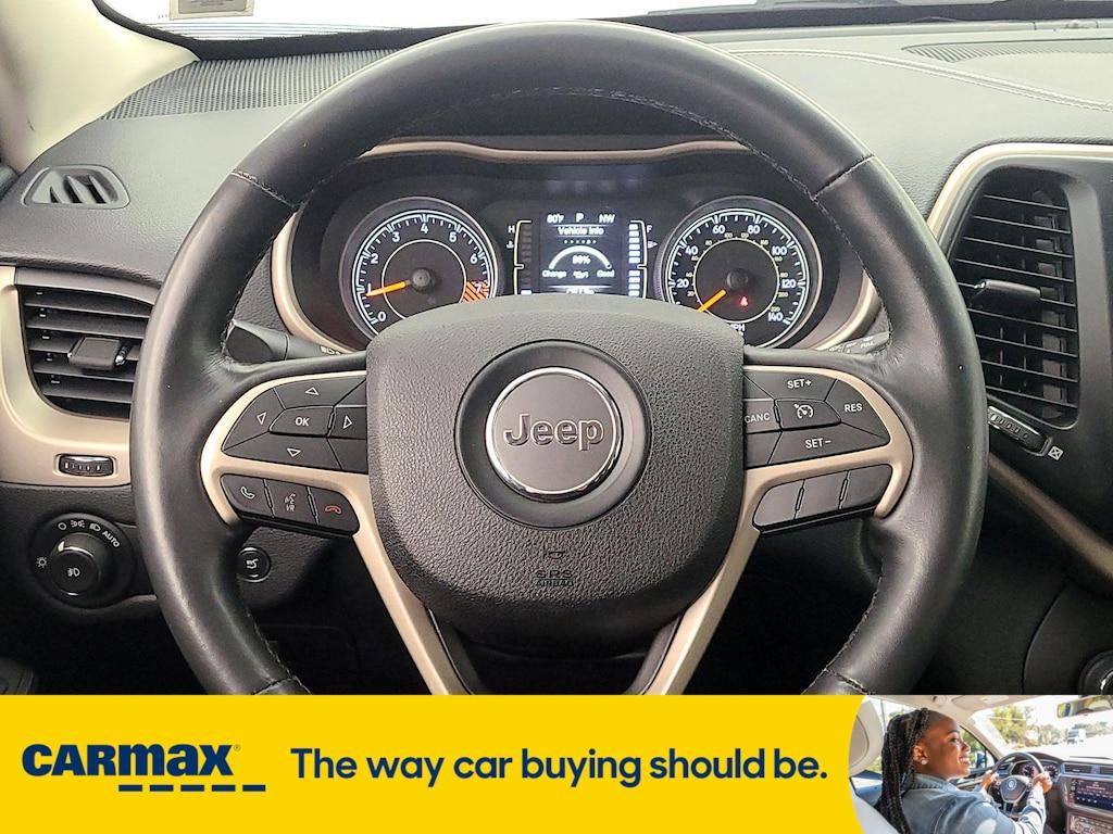 used 2015 Jeep Cherokee car, priced at $14,998