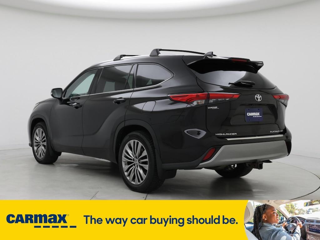used 2020 Toyota Highlander car, priced at $35,998