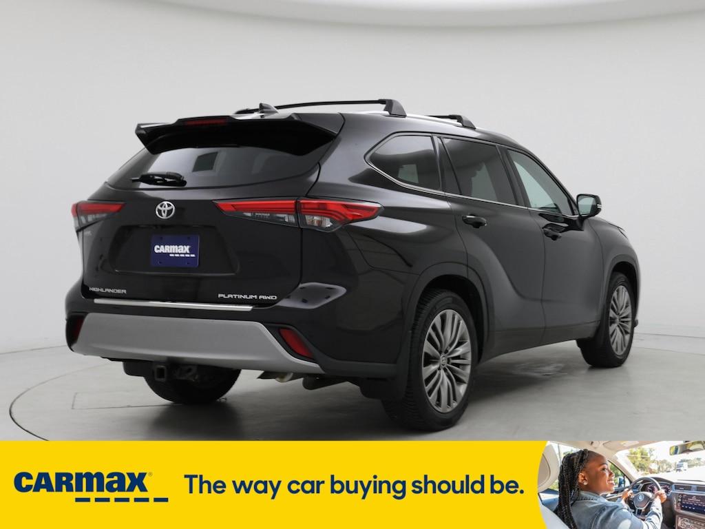 used 2020 Toyota Highlander car, priced at $35,998