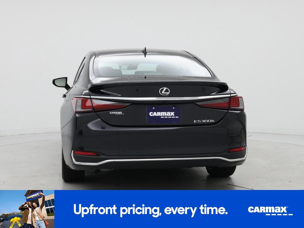 used 2024 Lexus ES 300h car, priced at $40,998
