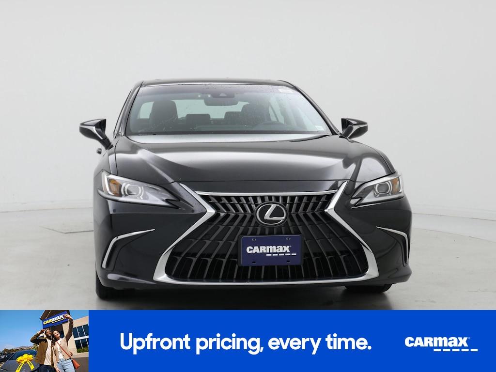 used 2024 Lexus ES 300h car, priced at $40,998