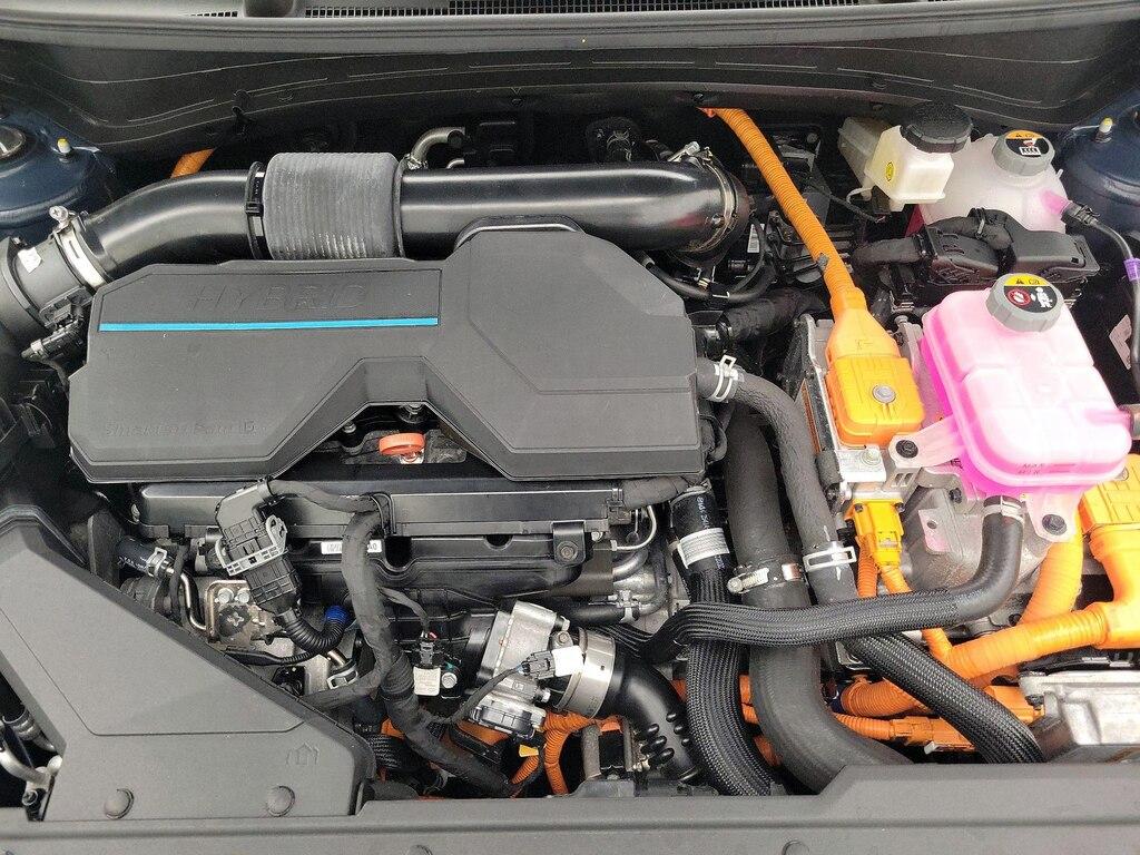 used 2023 Kia Sportage Hybrid car, priced at $30,998