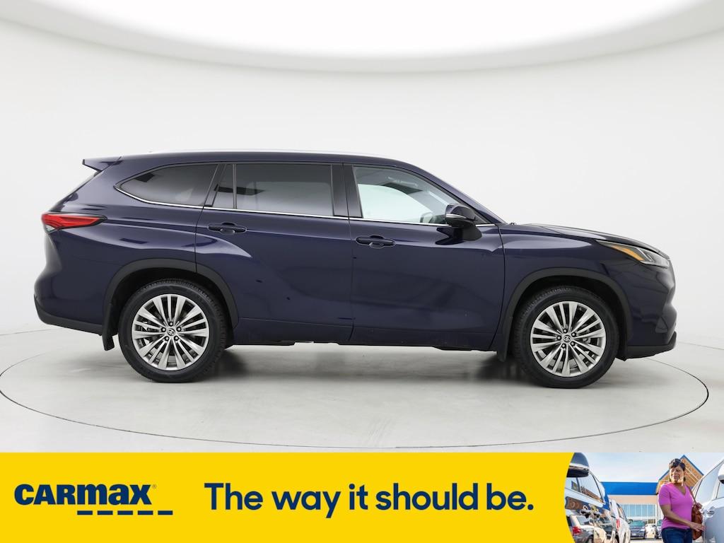 used 2022 Toyota Highlander car, priced at $45,998