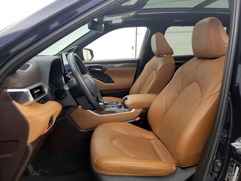 used 2022 Toyota Highlander car, priced at $45,998