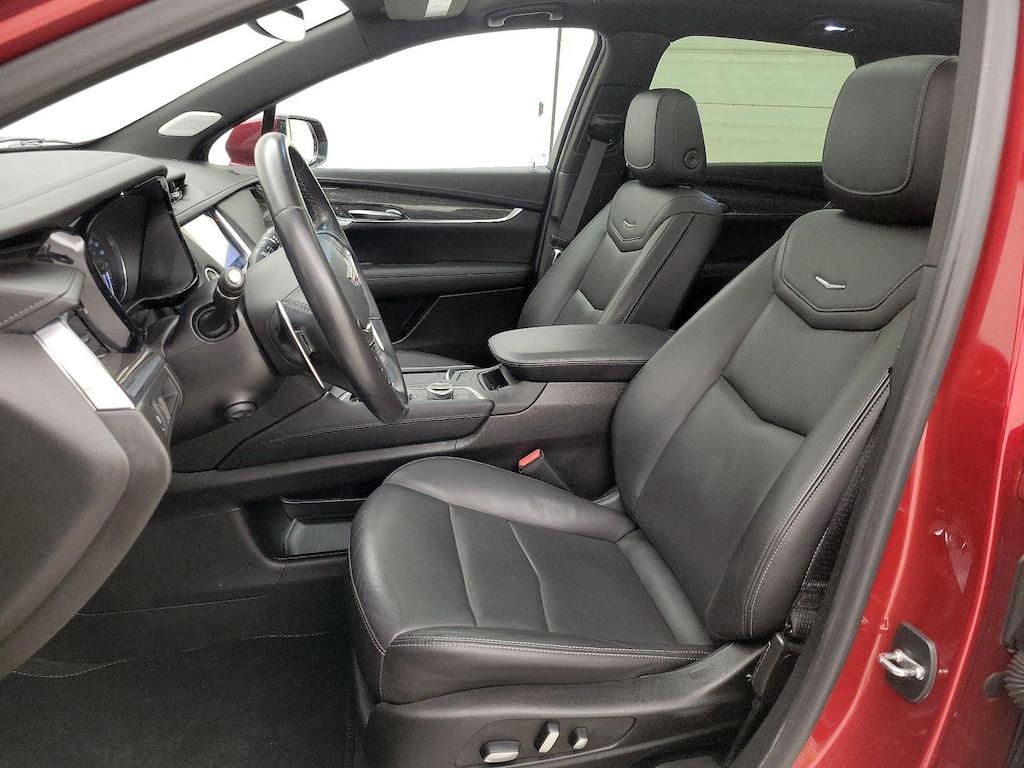 used 2021 Cadillac XT5 car, priced at $33,998