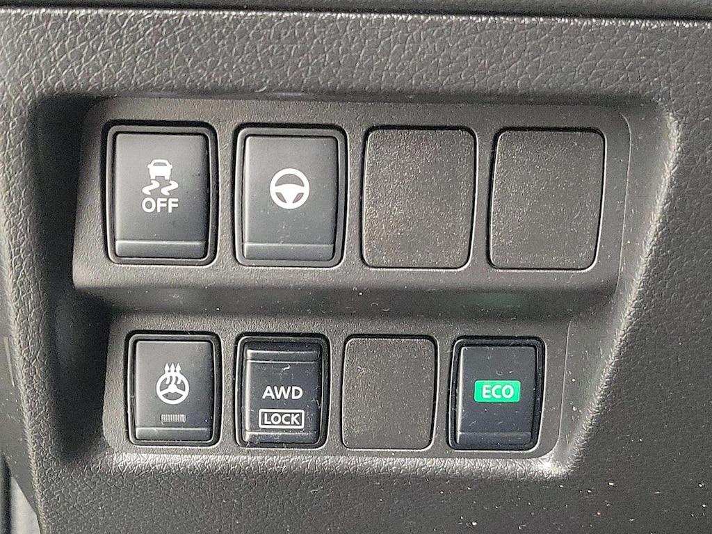 used 2019 Nissan Rogue Sport car, priced at $21,998