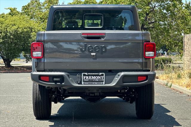 new 2024 Jeep Gladiator car, priced at $35,314