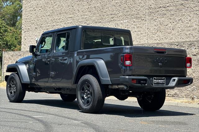 new 2024 Jeep Gladiator car, priced at $35,314