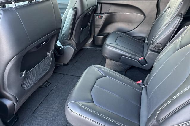 new 2025 Chrysler Pacifica car, priced at $42,920