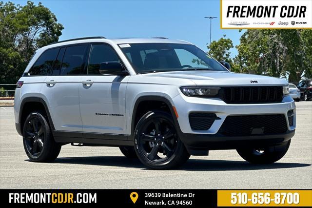 new 2024 Jeep Grand Cherokee car, priced at $40,170