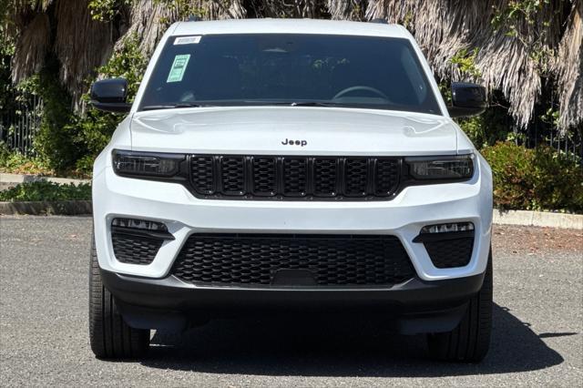 new 2025 Jeep Grand Cherokee car, priced at $46,011