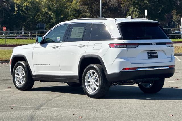 new 2025 Jeep Grand Cherokee car, priced at $33,080