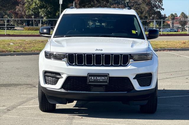 new 2025 Jeep Grand Cherokee car, priced at $33,080