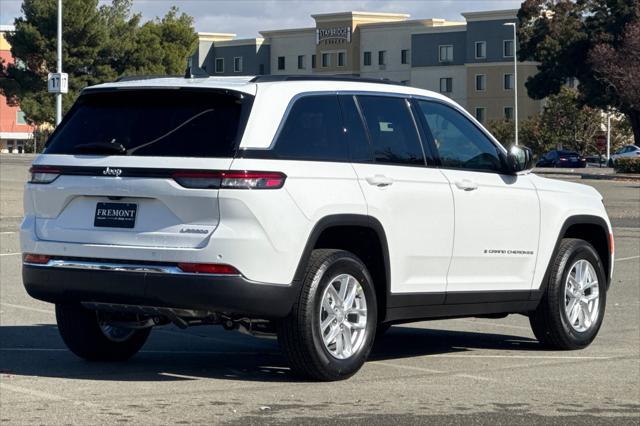 new 2025 Jeep Grand Cherokee car, priced at $33,080