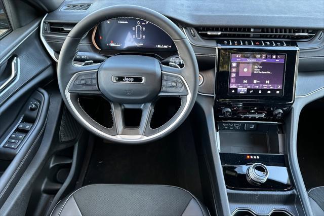 new 2025 Jeep Grand Cherokee L car, priced at $43,675