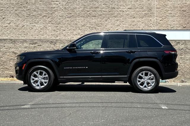 new 2024 Jeep Grand Cherokee car, priced at $41,310