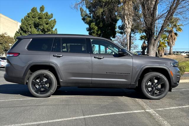 new 2025 Jeep Grand Cherokee L car, priced at $52,555