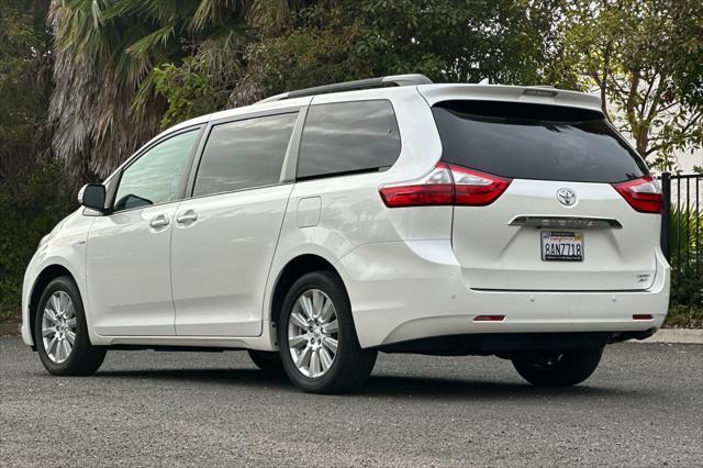 used 2017 Toyota Sienna car, priced at $28,688