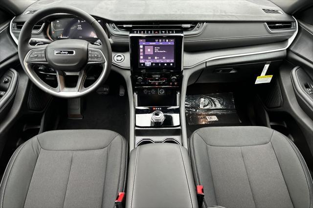 new 2025 Jeep Grand Cherokee L car, priced at $39,590