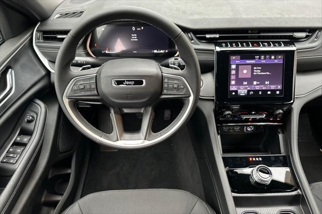 new 2025 Jeep Grand Cherokee L car, priced at $39,590