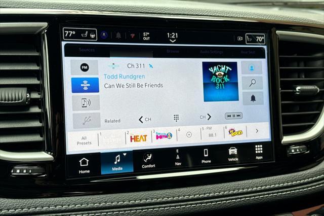 new 2025 Chrysler Pacifica Hybrid car, priced at $53,501