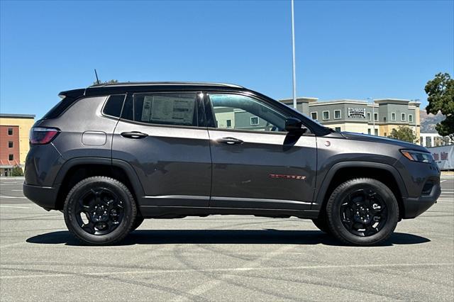 new 2024 Jeep Compass car, priced at $29,585