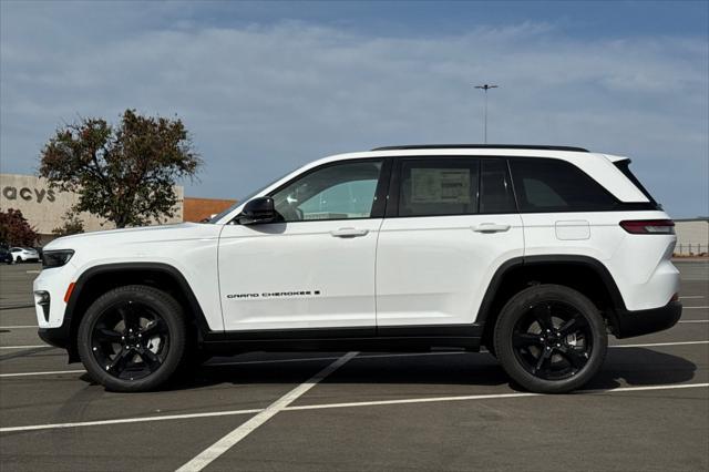 new 2025 Jeep Grand Cherokee car, priced at $48,365