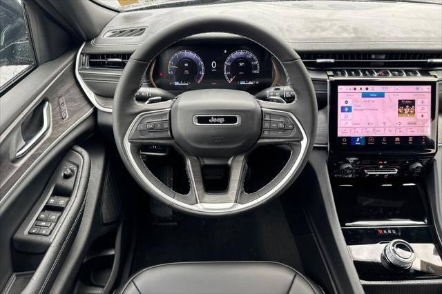 new 2025 Jeep Grand Cherokee car, priced at $48,020
