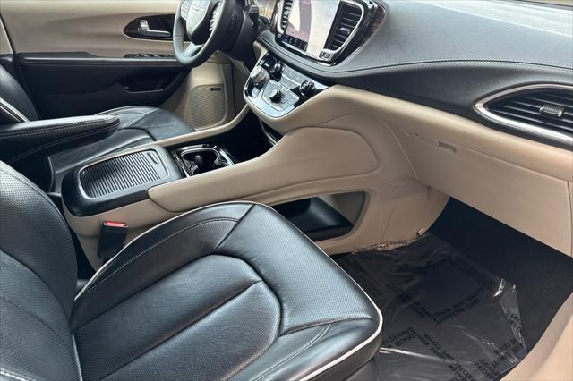 used 2022 Chrysler Pacifica Hybrid car, priced at $30,688