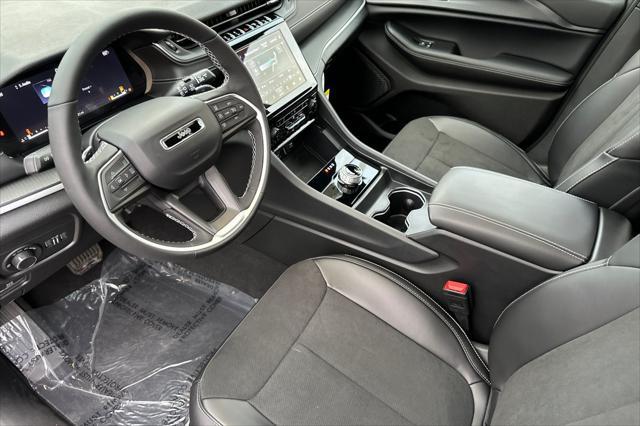 new 2025 Jeep Grand Cherokee L car, priced at $46,122