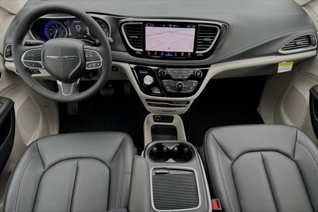 new 2024 Chrysler Pacifica car, priced at $41,645