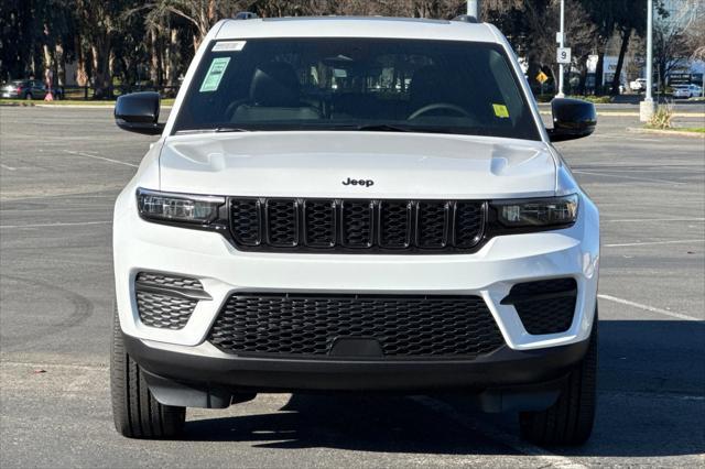 new 2025 Jeep Grand Cherokee car, priced at $41,080