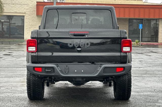 new 2025 Jeep Gladiator car, priced at $40,940