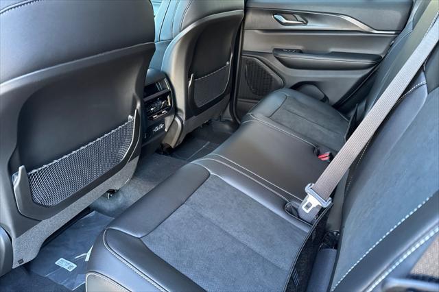 new 2025 Jeep Grand Cherokee car, priced at $42,630