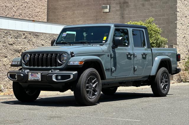 new 2024 Jeep Gladiator car, priced at $38,845