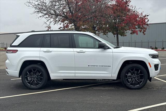 new 2025 Jeep Grand Cherokee 4xe car, priced at $60,230