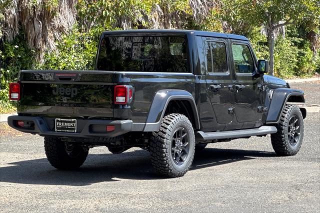 new 2025 Jeep Gladiator car, priced at $45,900