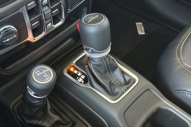 new 2025 Jeep Gladiator car, priced at $45,900
