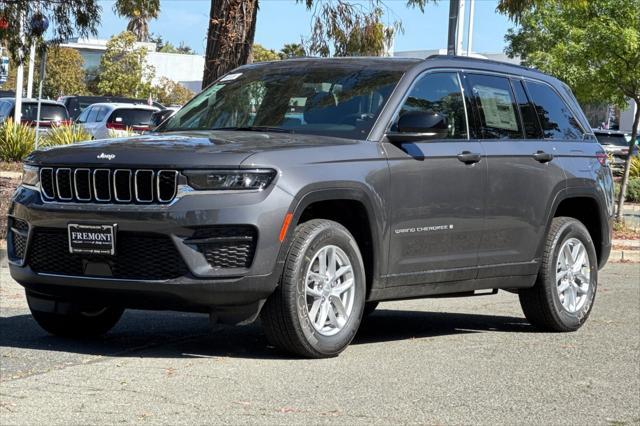 new 2025 Jeep Grand Cherokee car, priced at $39,977