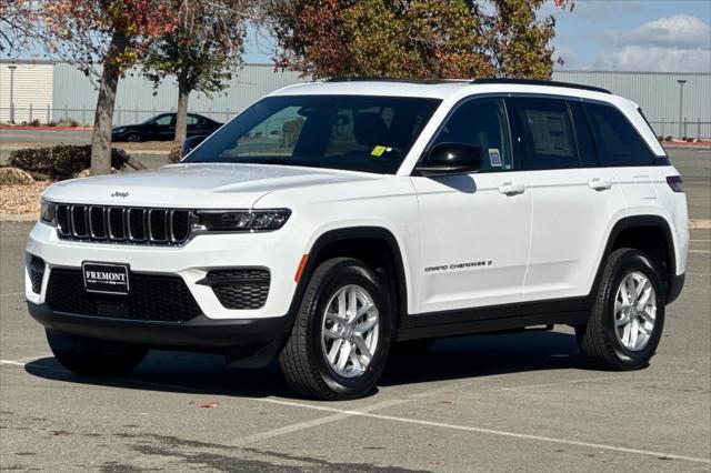 new 2025 Jeep Grand Cherokee car, priced at $37,263