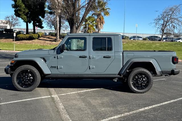 new 2025 Jeep Gladiator car, priced at $43,735